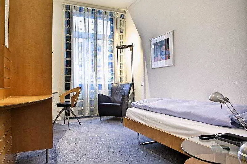 ****  Hotel Baeren Am Bundesplatz Bern Švýcarsko