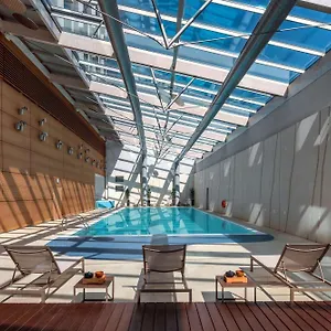 **** Отель Hilton Geneva And Conference Centre Швейцария